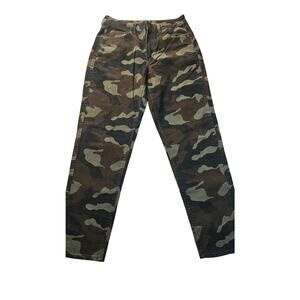 American Eagle sz 6 corduroy army green camo camoflauge the mom jean pants EUC